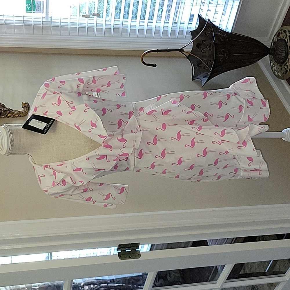PRETTYLITTLETHING dress white pink Flamingo wrap ruffle shortsleeve Vneck 6 New